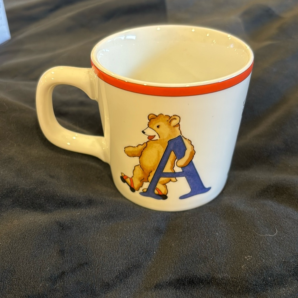Tiffany mug with ABC and bears